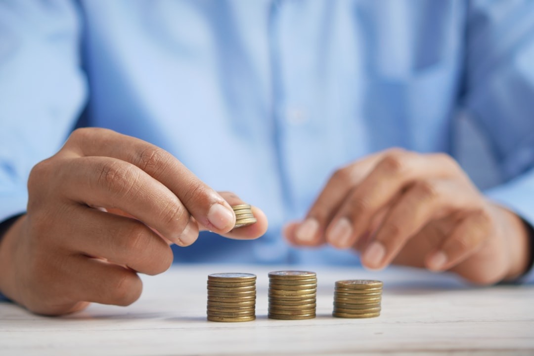 Leia mais sobre o artigo Renda Passiva: 5 Estratégias para Viver de Dividendos e Reinvestimento